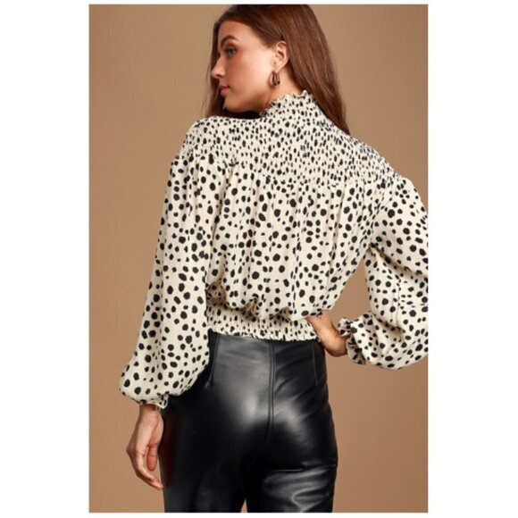 Lulu's Rema Abstract Dot Print Smocked Mock Neck Long Sleeve Top Size S - Picture 3 of 9